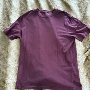 American Eagle Outfitters Men's Maroon T-Shirt